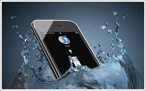 iPhone que cai dentro do mar