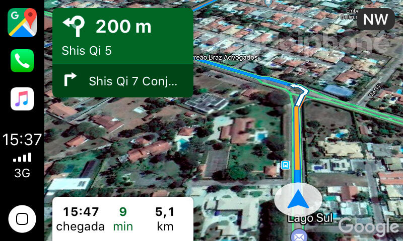 Jogo Do Carro No Sistema De Multimédios Com Google Maps Imagem