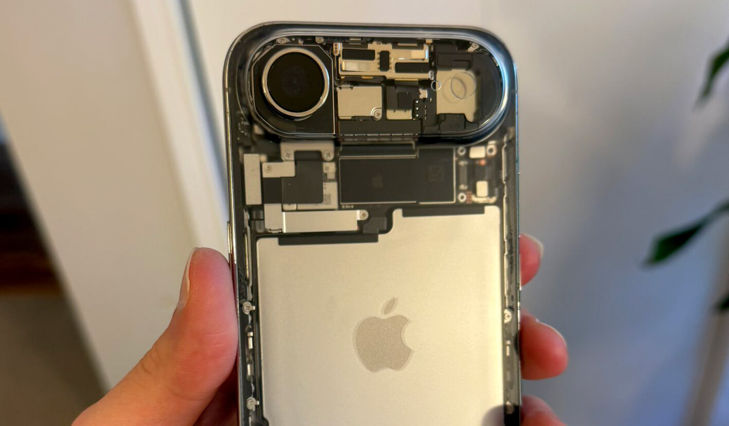 iPhone Air transparente